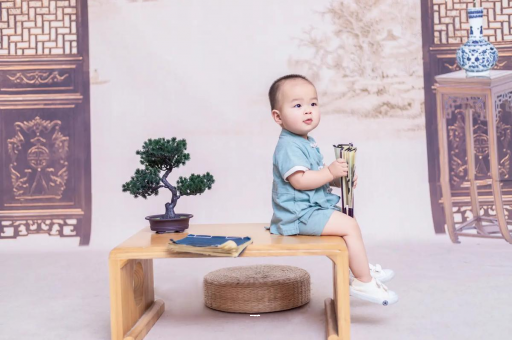 陆丰宝宝几个月可以笑出声 陆丰宝宝几个月可以笑出声